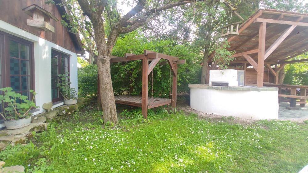 Ubytovani Pod Jilmem Zar Zewnętrze zdjęcie